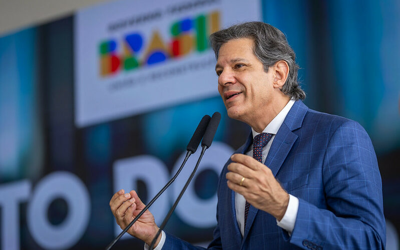 Governo Envia Projeto de Isenção de Imposto de Renda para quem Ganha até R$ 5 Mil ao Congresso
